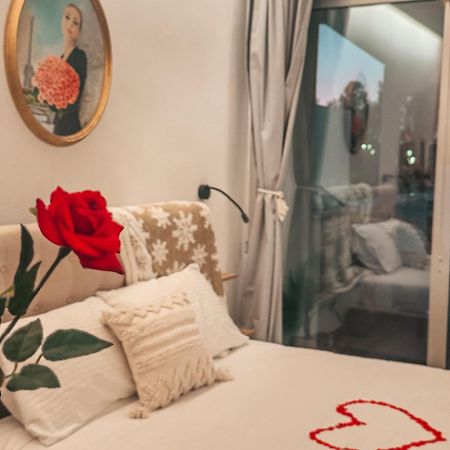 Bohemian Rhapsody Apartment Paphos Exterior photo